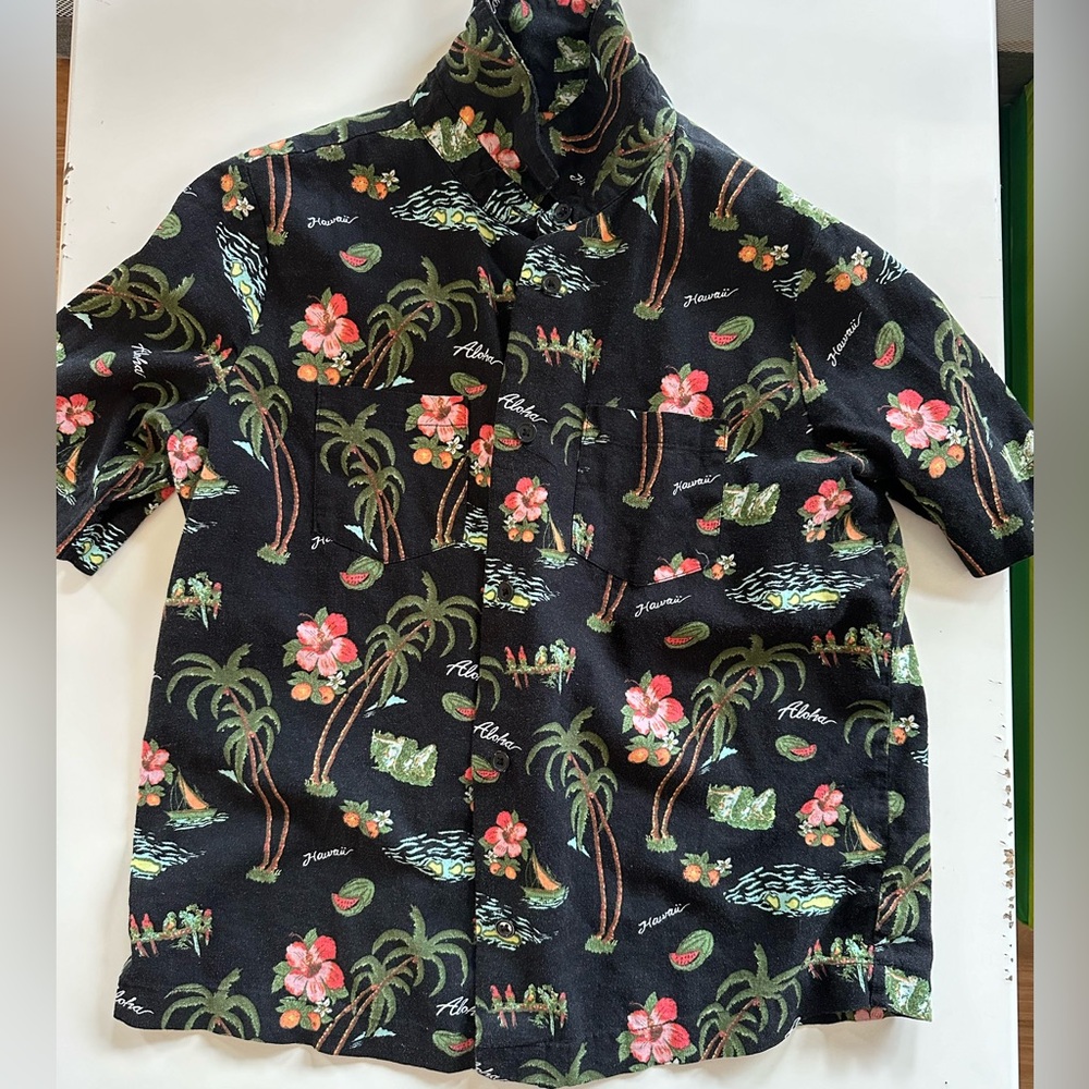 *SOLD* Urban Outfitters aloha shirt